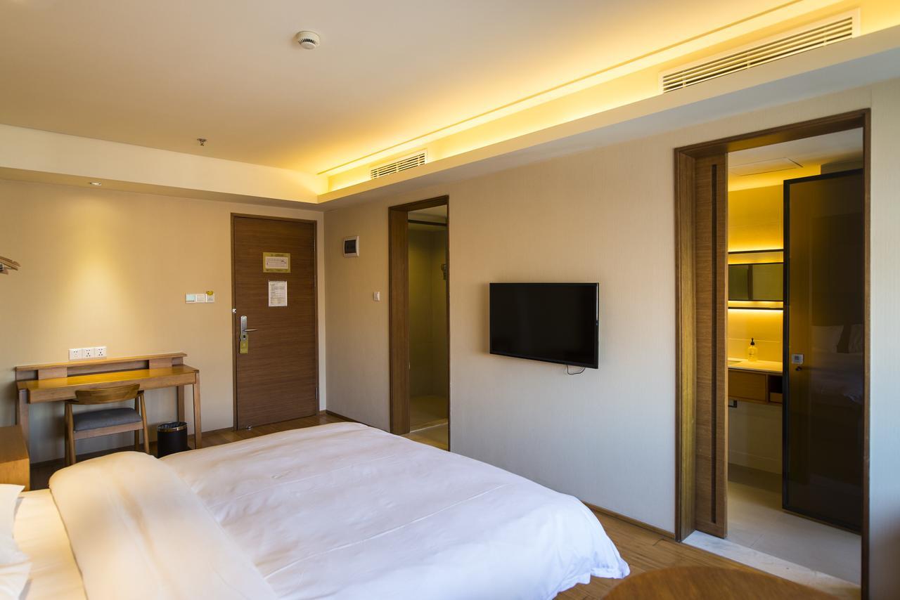 Ji Hotel Shanghai Guangda Liuzhou Road Exterior photo
